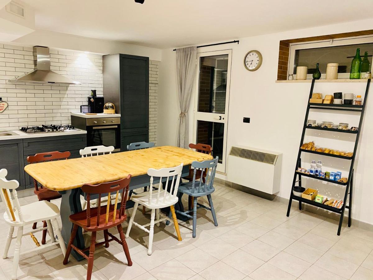Menouno House Apartman Crispiano Kültér fotó