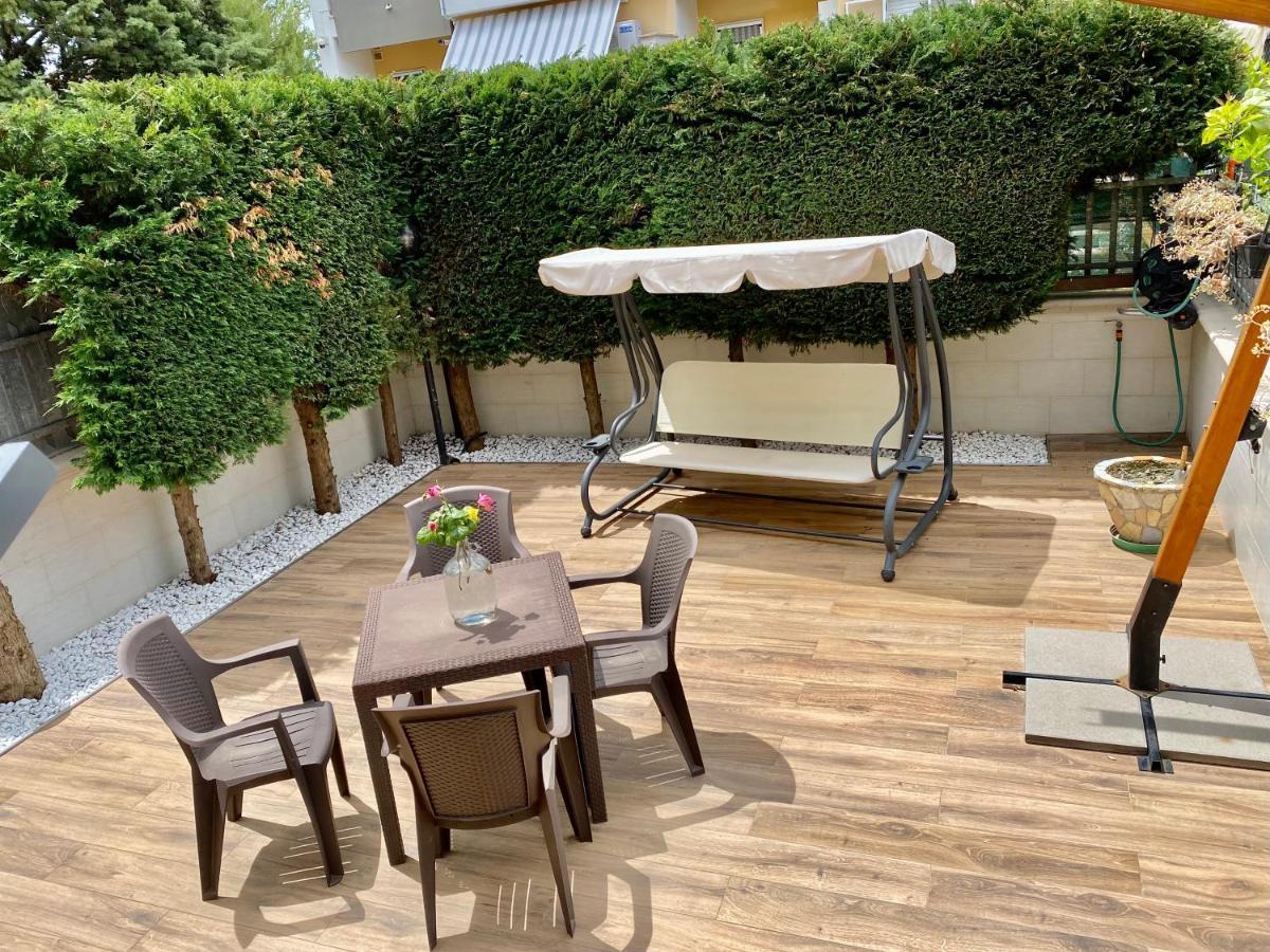 Menouno House Apartman Crispiano Kültér fotó